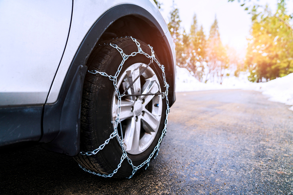 Môžu snehové reťaze poškodiť pneumatiky